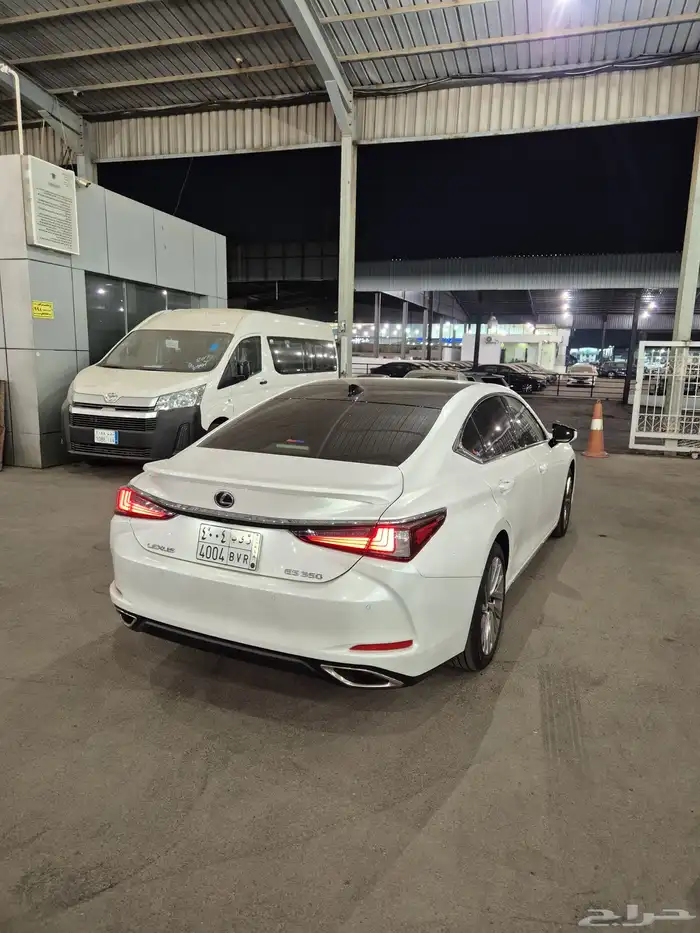 لكزس ES350 (cc) . مستعمل . 2025 2