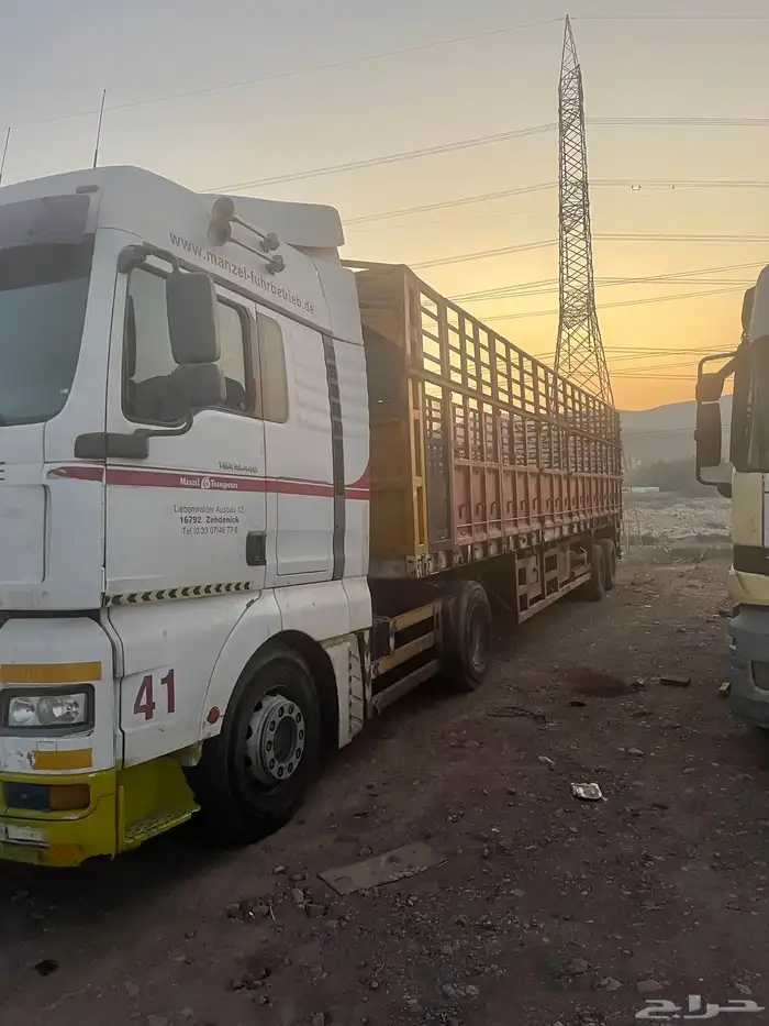 تريلات جوانب عاليه سطحات ستائر للايجار 1