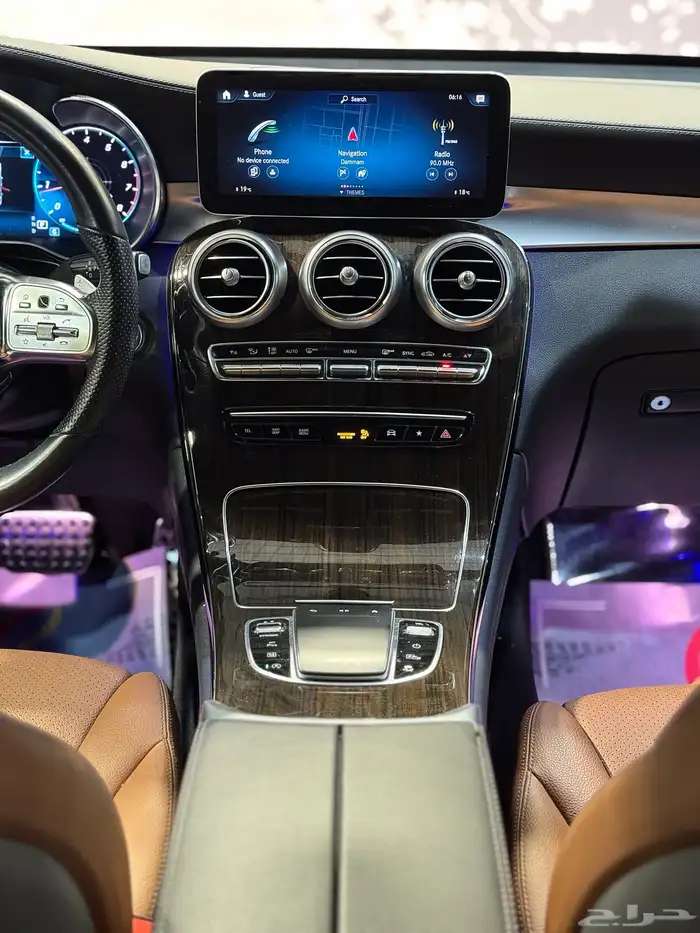 مرسيدس GLC200 موديل 2022 26