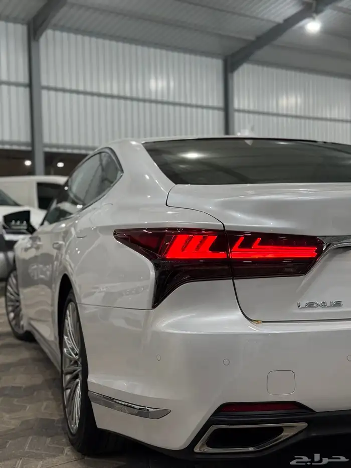 لكزس LS500 2024 Lexus عداد 10 الاف مالك واحد 7