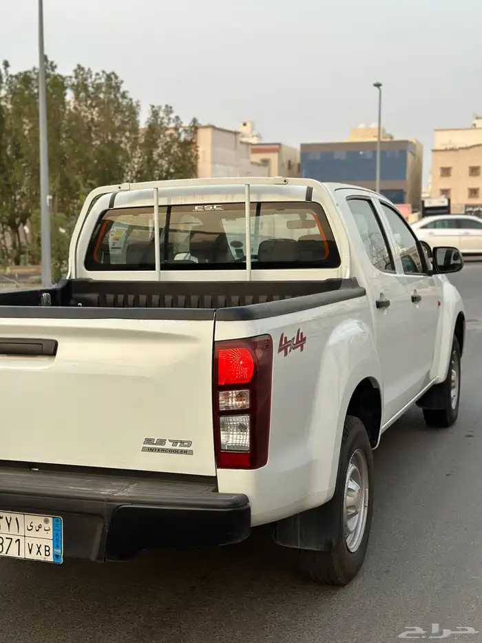 ايسيزو ديماكس دبل 2023 20