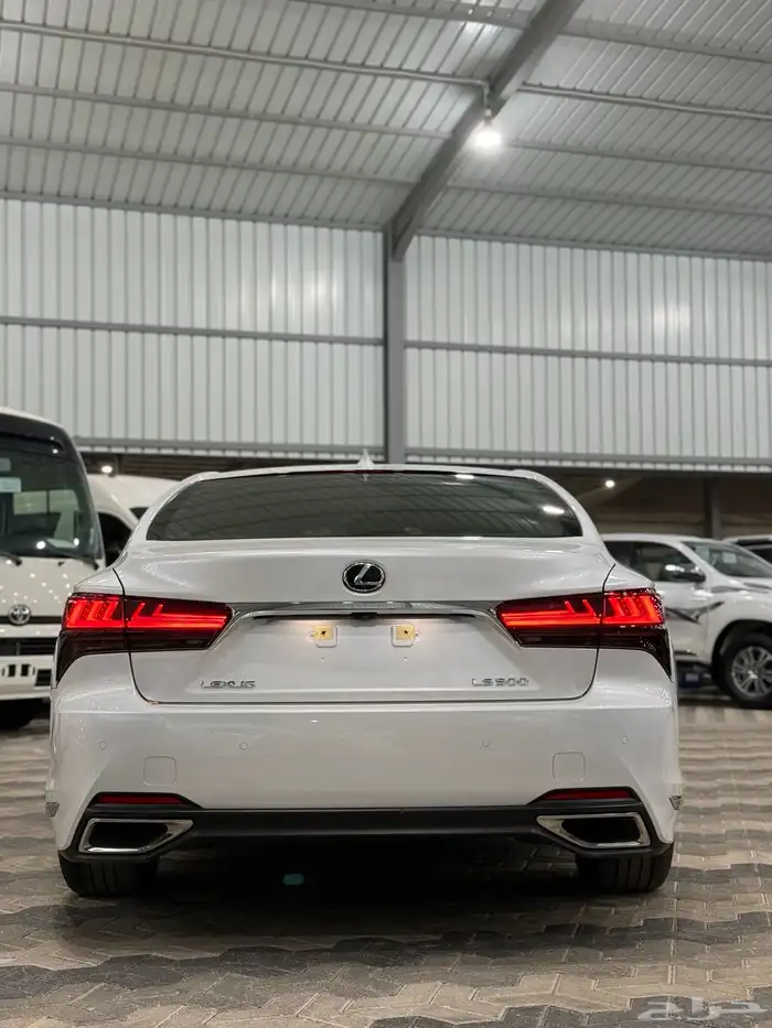 لكزس LS500 2024 Lexus عداد 10 الاف مالك واحد 10