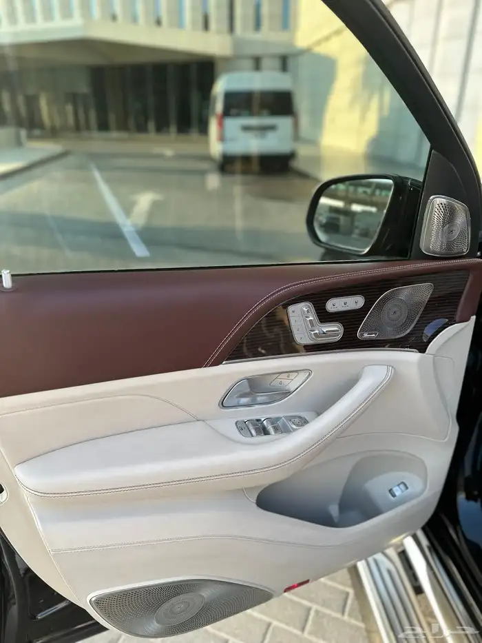 GLS600 MAYBACH 2023 مخزن 21