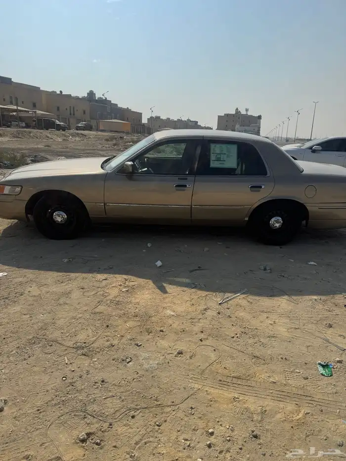 فورد للبيع استخدام او تشليح استمارة جديده فحص جديد 4