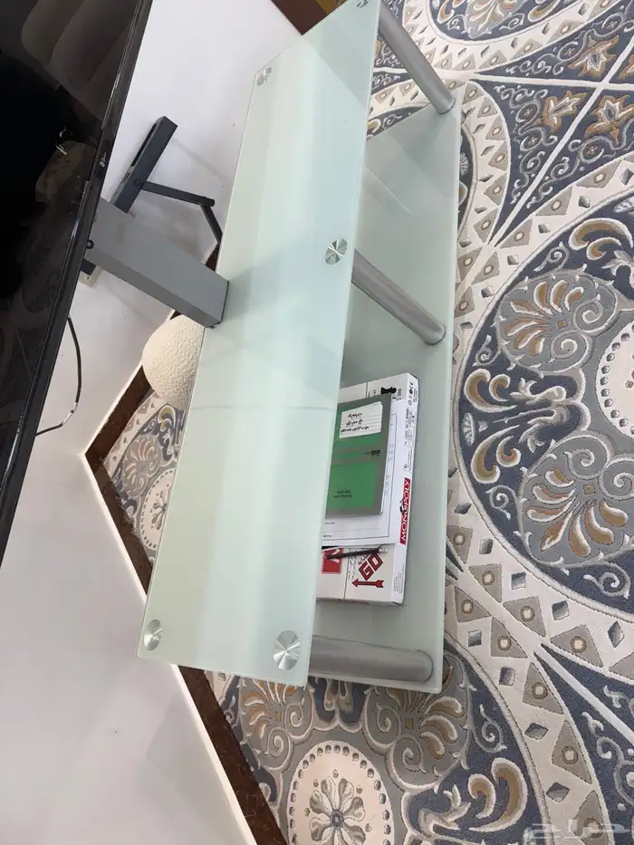 طاولات اللون ابيض وقاعدة تلفاز وفخمه وموديل جديد 5