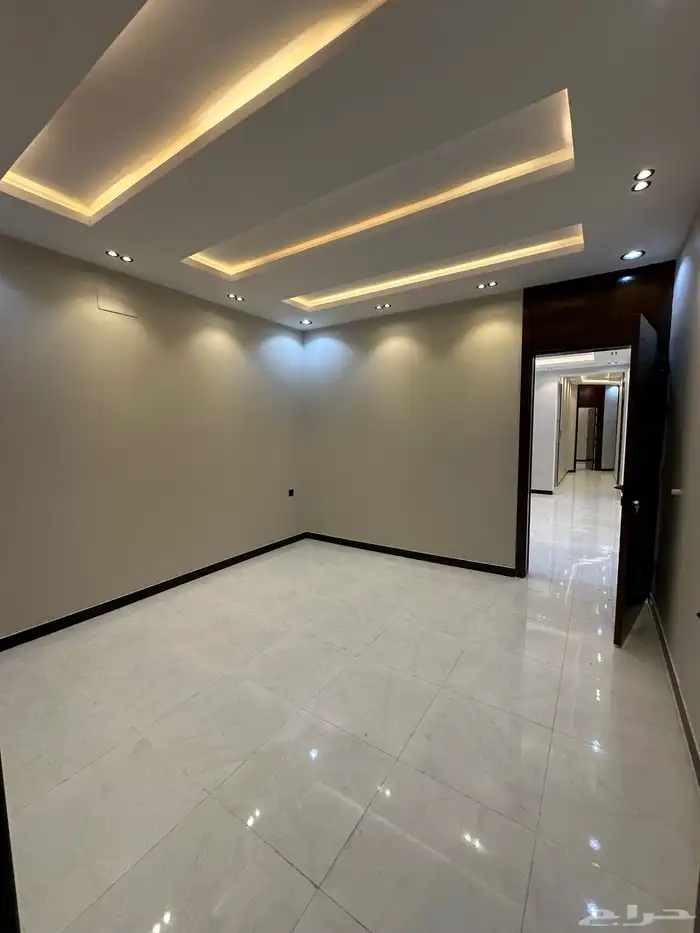 للبيع شقه ارضيه 6غرف بحوش ومدخل سياره بدره الموسي550الف 8