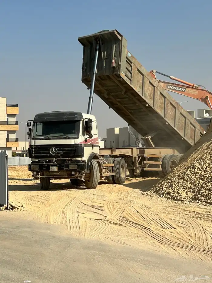 للبيع عدد 2 صناديق قلاب 4