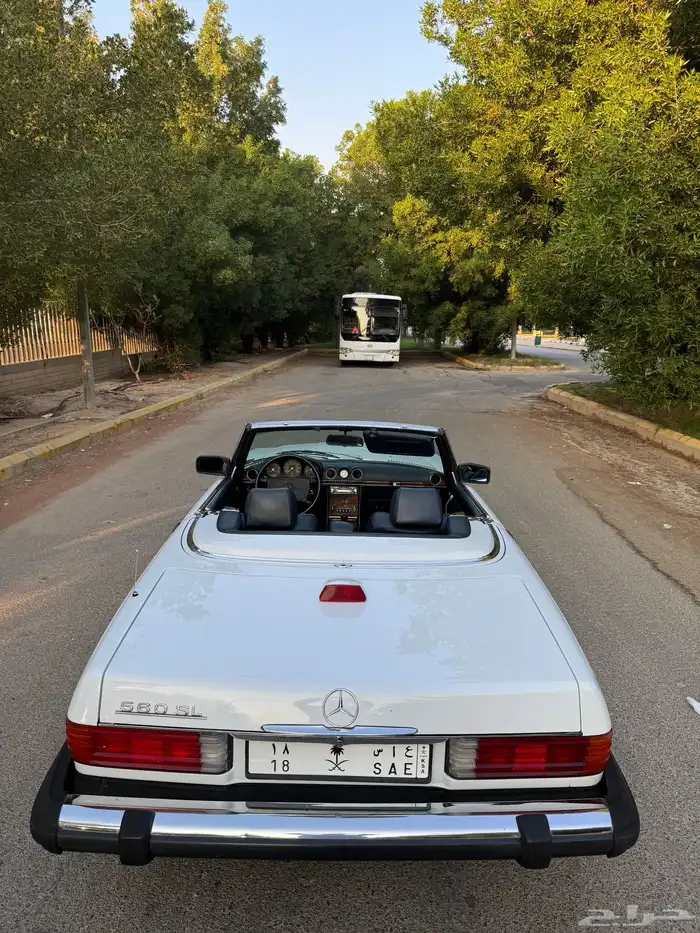 مرسيدس SL560 8