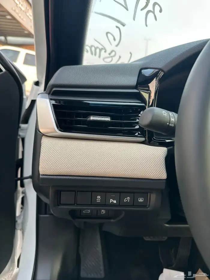 تويوتا كامري LE بنزين موديل 2025 كاش - ايجار منتهي بالتمليك 4