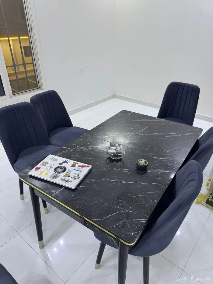 طاولة طعام 6 كراسي مستعملة - قابلة للطي تصغير وتكبير 5