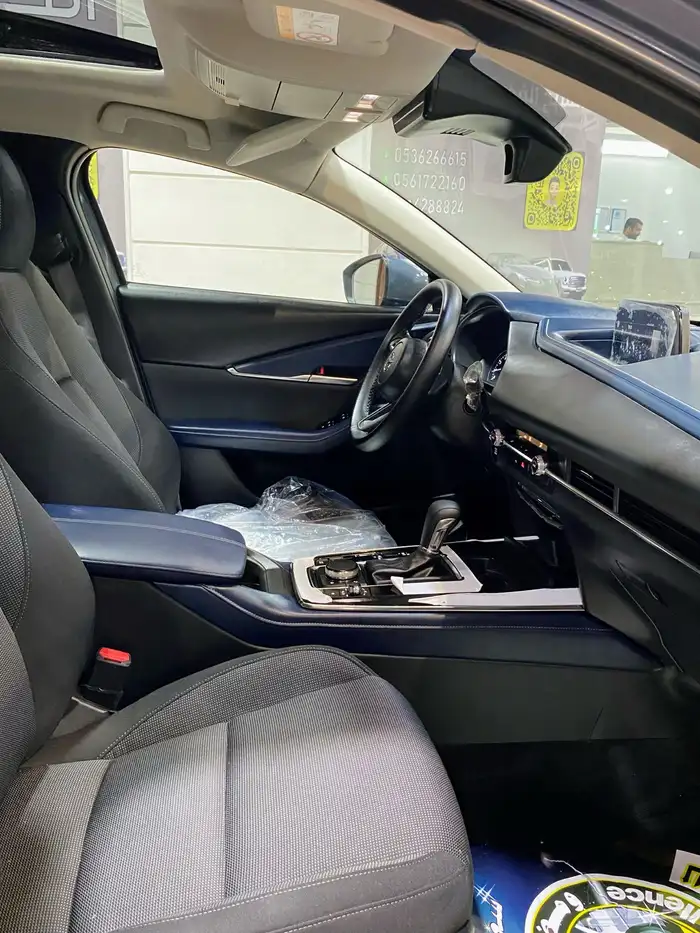 مازدا CX30 2023 14