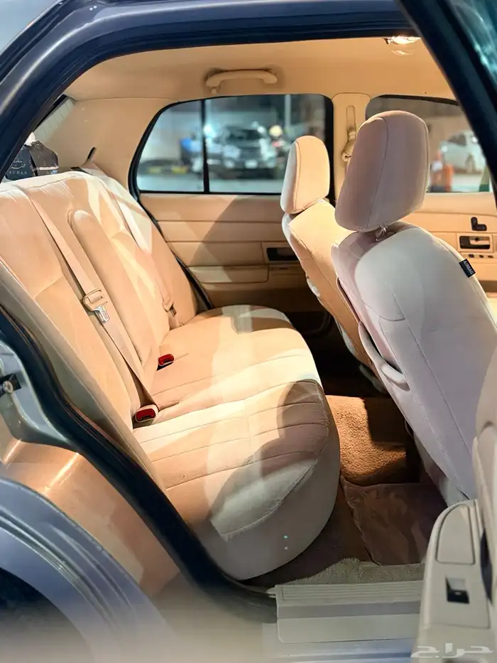 فورد فكتوريا 15