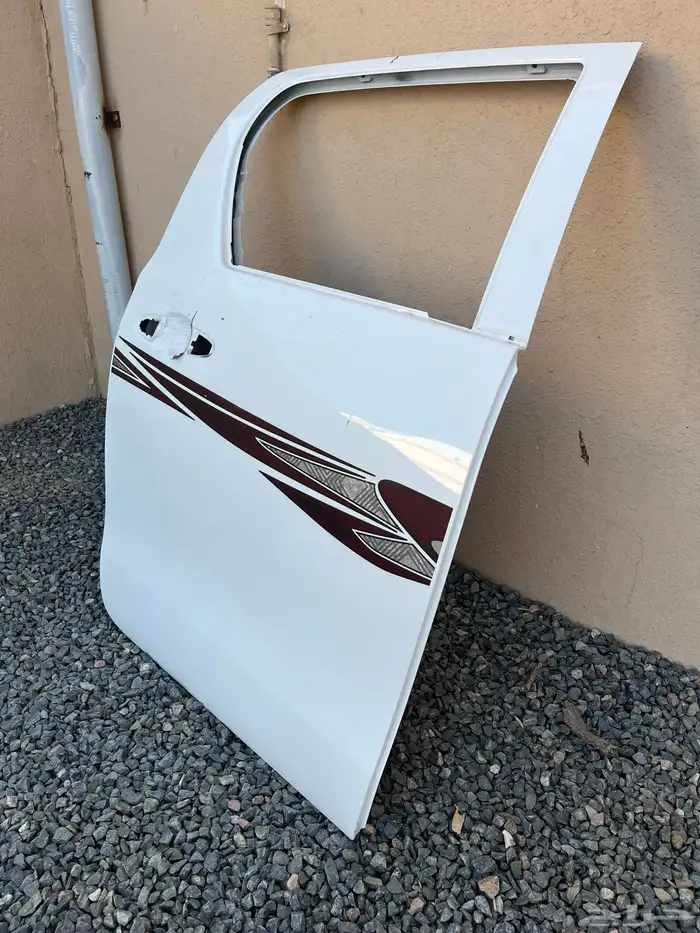 باب هايلكس 2025 يمين 0