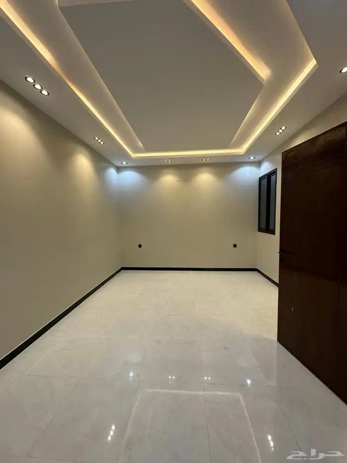 للبيع شقه ارضيه 6غرف بحوش ومدخل سياره بدره الموسي550الف 19