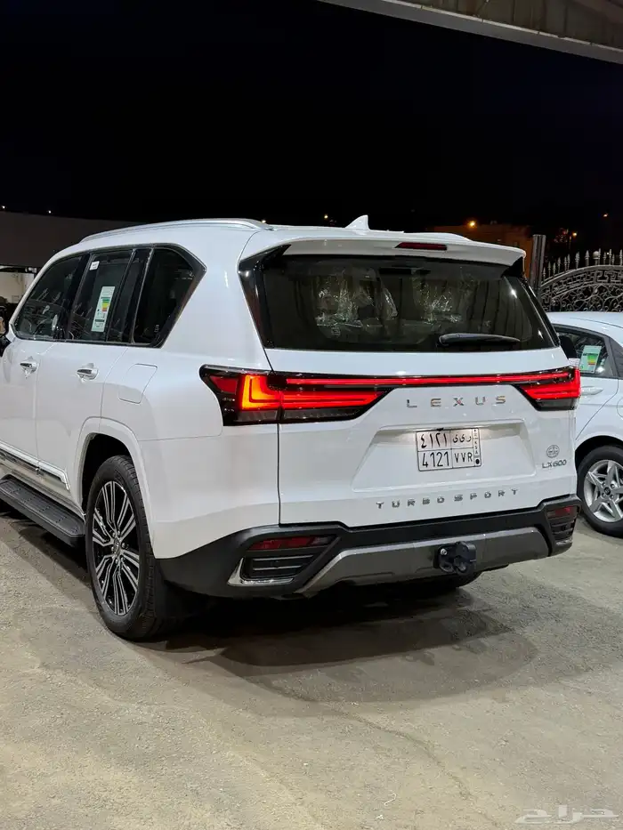 لكزس 2024 LX600 فئه BB بريمي فل كامل 2
