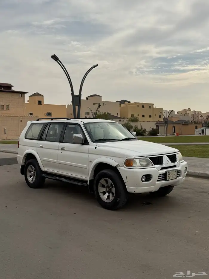 للبيع ميتسوبيشي ناتفيا 1