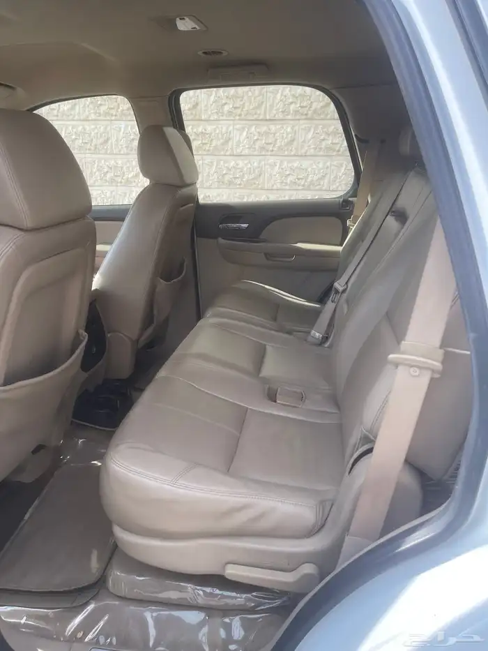 يوكن ابيض 2009 SLT 6