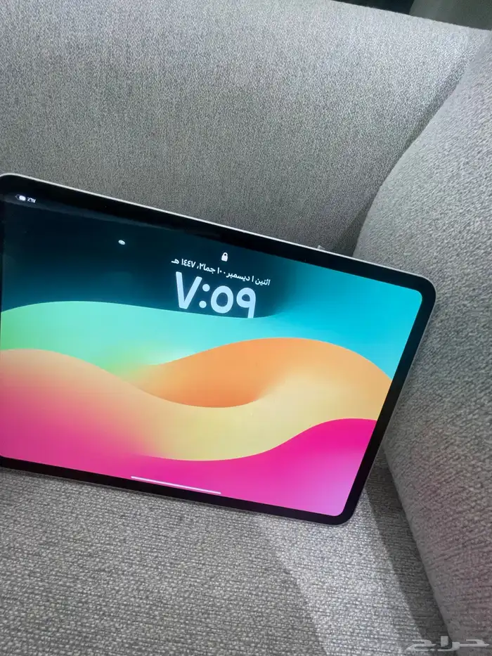 ايباد برو 24 m4 واي فاي 0