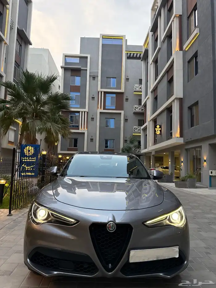 ألفا روميو ستليفو سوبر 2020 مخزن 1