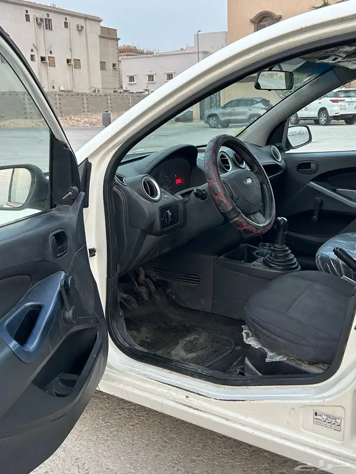 فورد فيجو مديل 2015 3