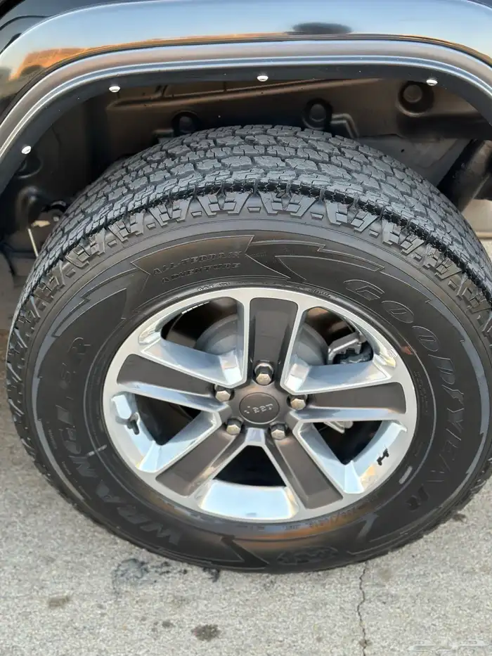 رانجلر صحارى V6 ماشي 33 الف فقط بحاله الوكاله 14