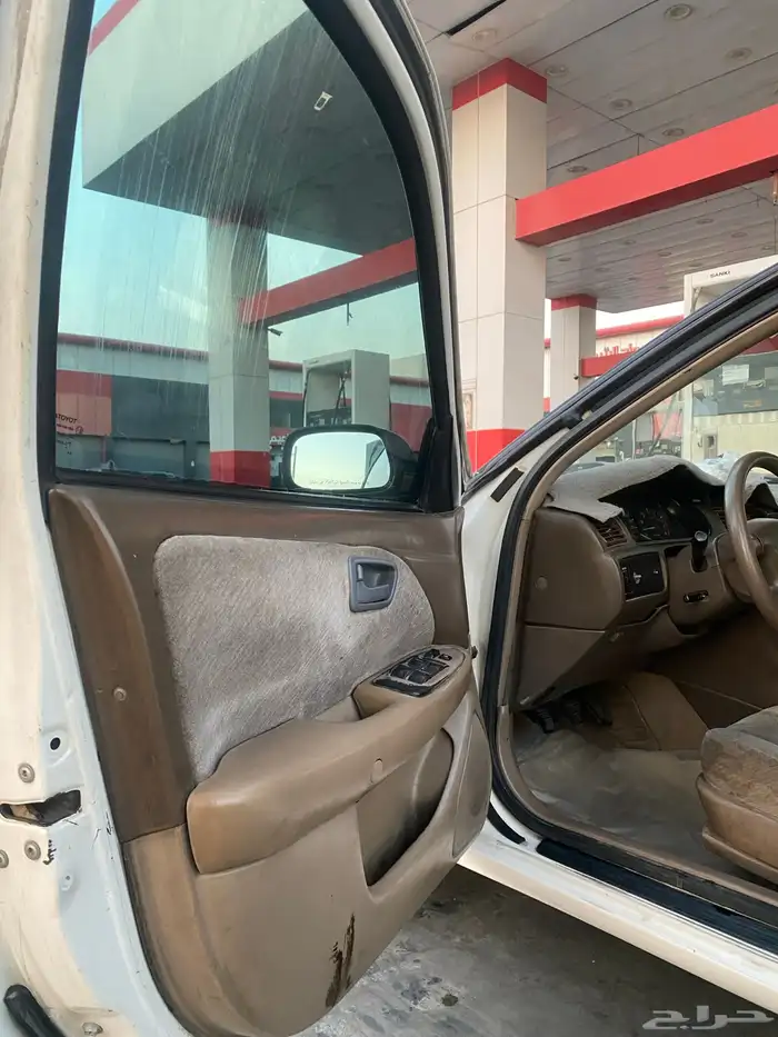 كامري 2002 للبيع قير عادي 5