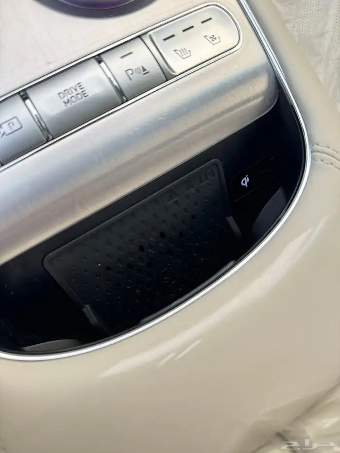 2025 جينيسس G90 29