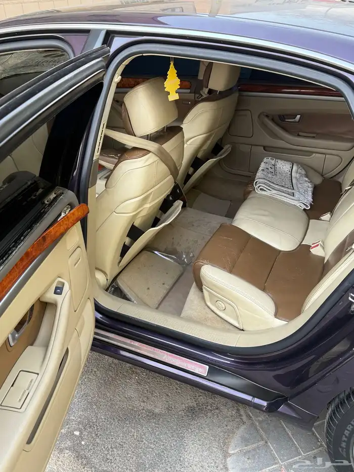 اودي A8L فل كامل 7