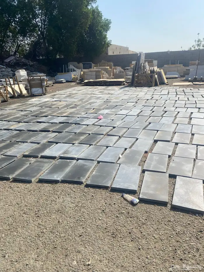 معرض ومستودع شركه مدماك للرخام والغرانيت والسيراميك 18
