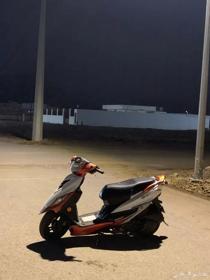 السلام عليكم اعرض لكم دباب بطه مشكلته مكينه حدي فيه 300 1