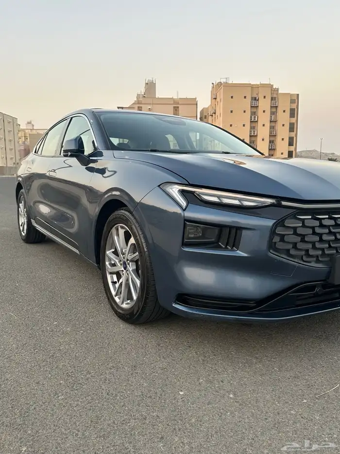 توروس ترند بلس 2023 نص فل ( بحالة الوكالة ) خالي من الرش 1