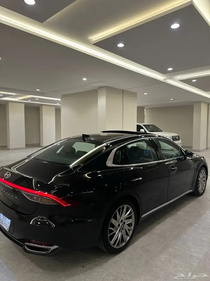 هونداي ازيرا 2020 (بنزين) بانوراما فل كامل 28