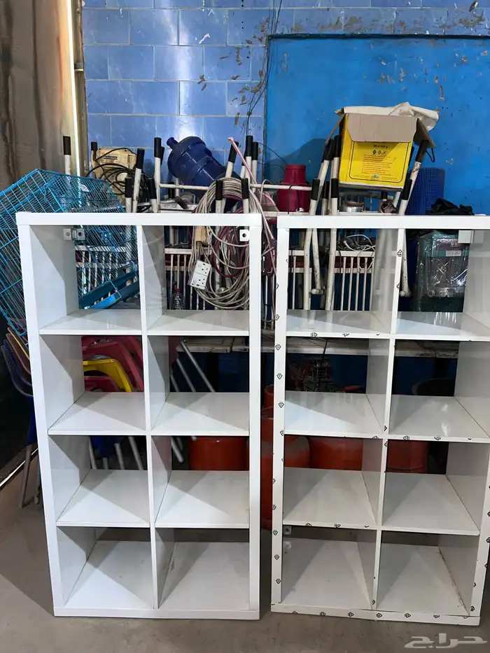 مكتب ورفرف ودواليب وسرير 10