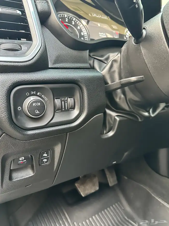 للبيع دوج رام 1500 33