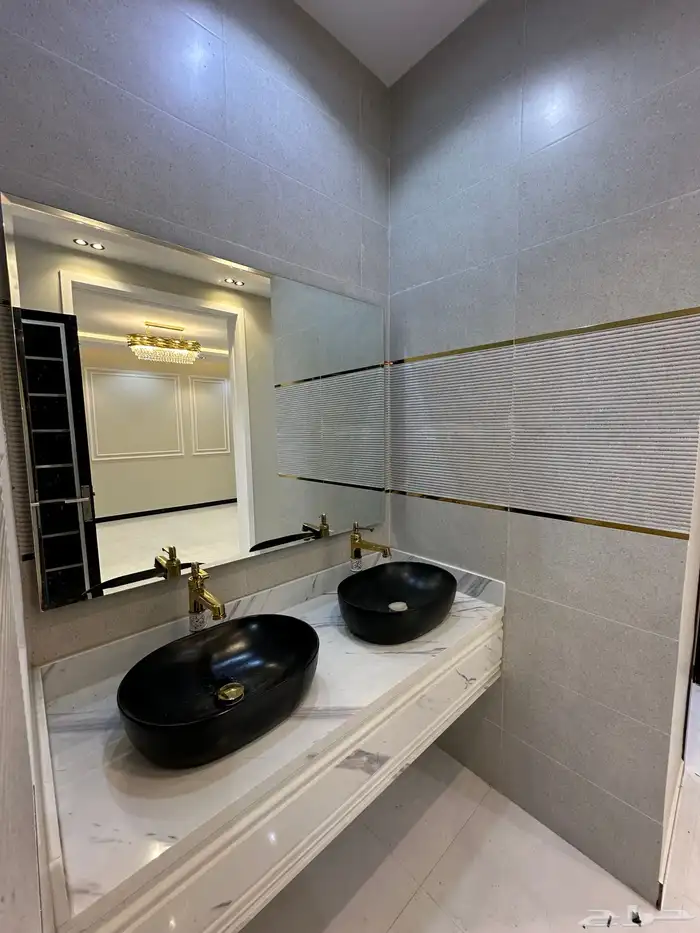 للبيع شقه ارضيه 6غرف بحوش ومدخل سياره بدره الموسي550الف 5