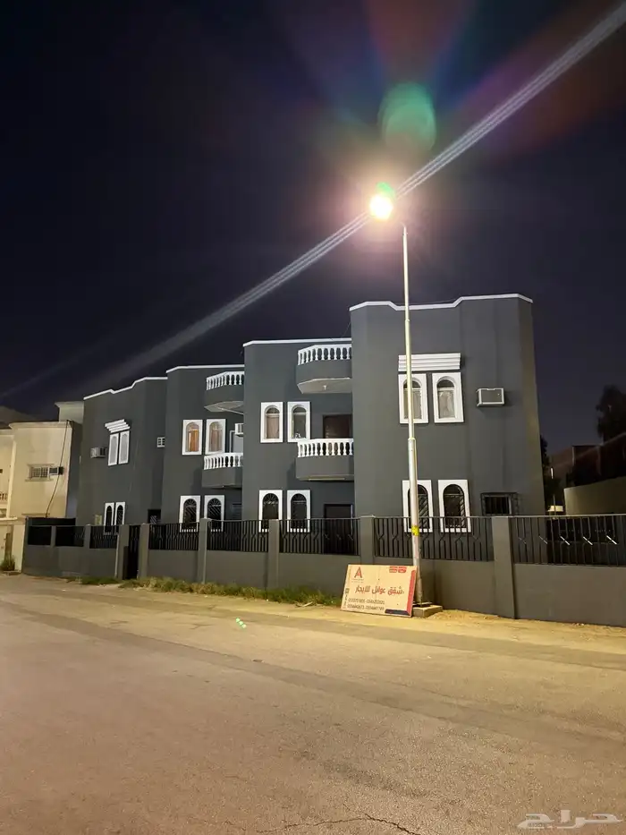 للإيجار شقق عوايل مقابل الجديعي مول 0