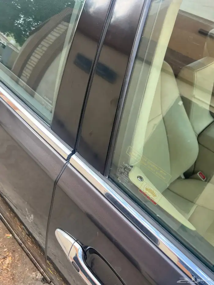 للبيع او البدل لكزس LS460L مخزن ممشي 53000 23