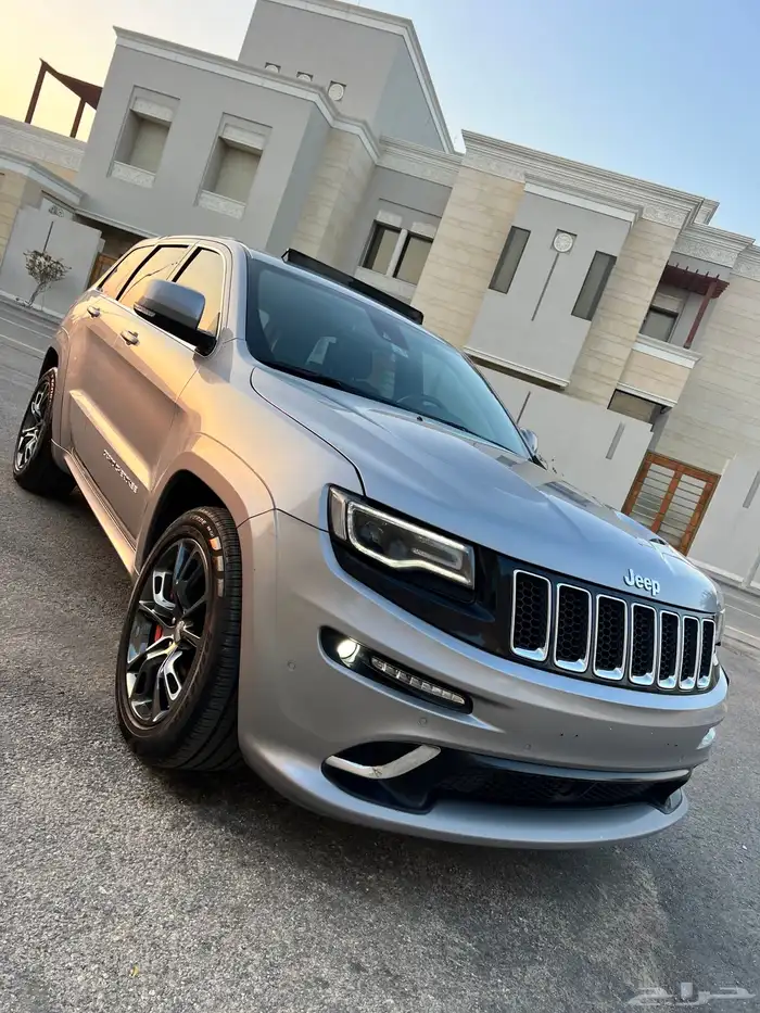 لللبيع جيب SRT 14