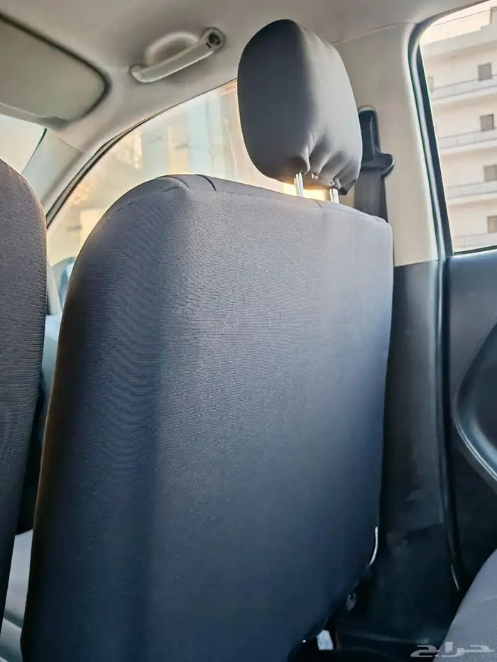 بكب ايسوزو و ميتسوبيشي غمارة وغمارتين ديزل 24