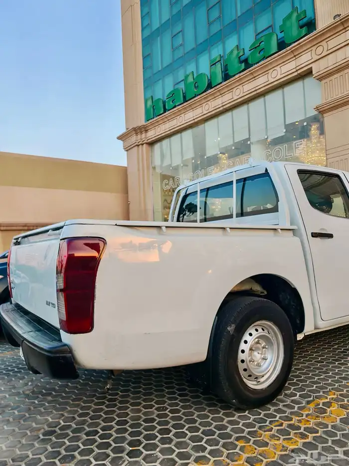 بكب ايسوزو و ميتسوبيشي غمارة وغمارتين ديزل 9