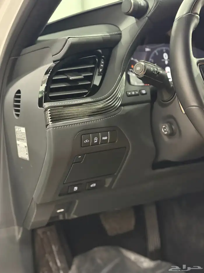 لكزس LS500 2024 Lexus عداد 10 الاف مالك واحد 20