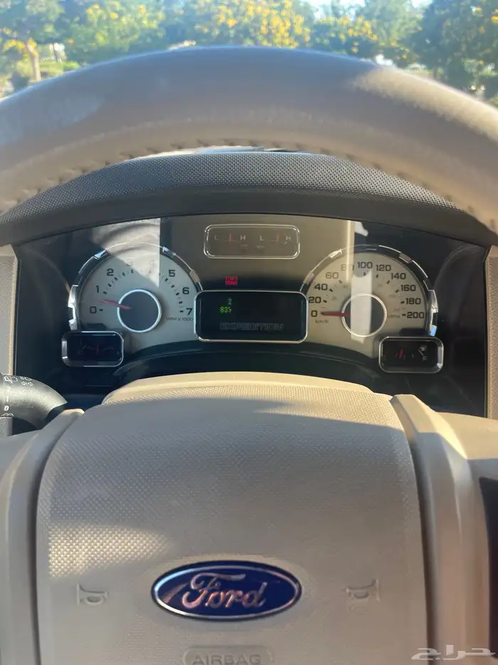 اكسبيدشن دبل بحالة ممتازة 15