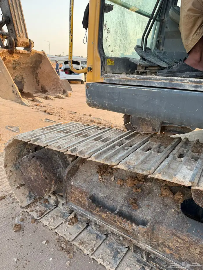 بوكلين فولفو 2009 للبيع مع الدقاق الرياض 4