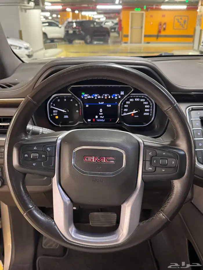 للبيع يوكن 2021 دبل ( نظيف جدا  ) 24