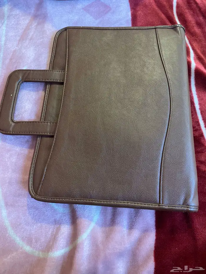 شنطه جامعية 0