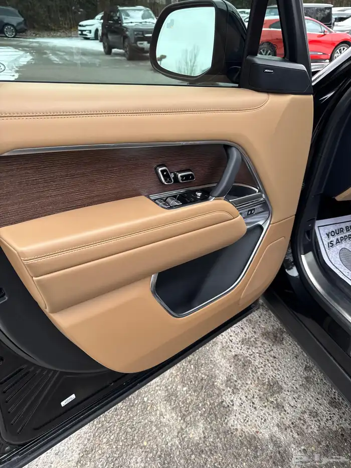 للبيع رانج روفر فوج 2023 - V8 بسعر خرافي وارد كندا 7