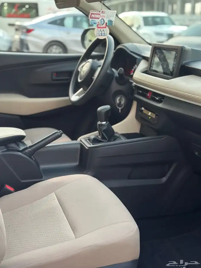 تويوتا يارس 2023 9