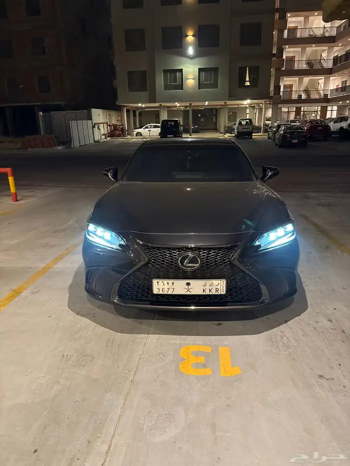 لكزس Es F sport 2023 0