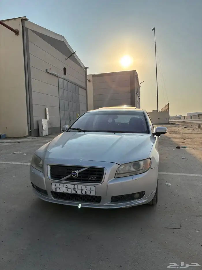 VOLVO S80 V8 0