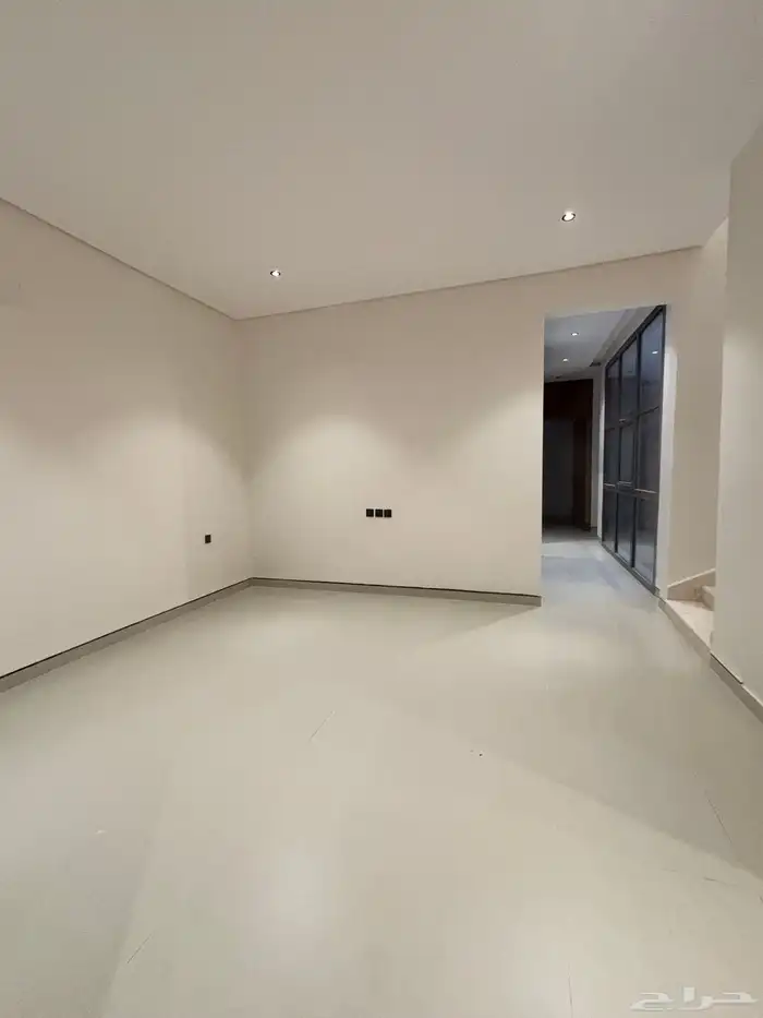 فيلا للبيع بمساحه 200 م بحي المهدية 10